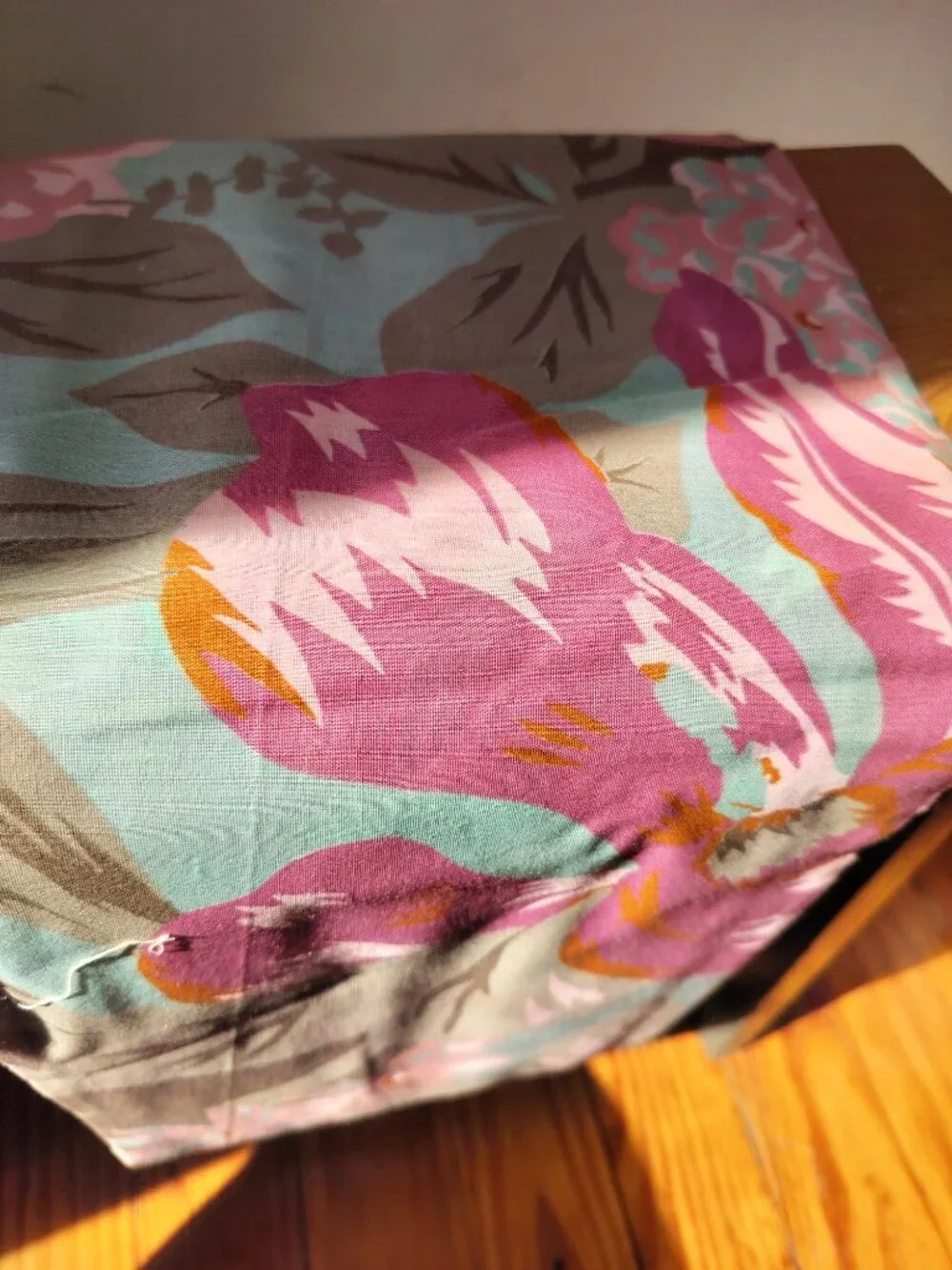 Vintage Fabric - Large Soft Floral Print